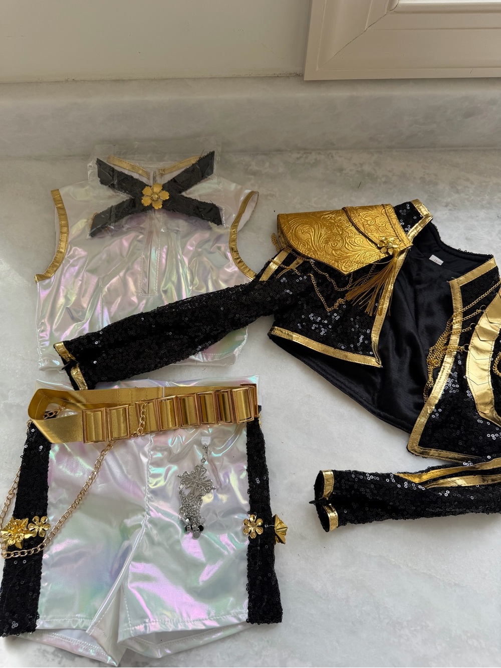 NWT Rumi K-Pop Demon Hunters Costume & Accessories size 110